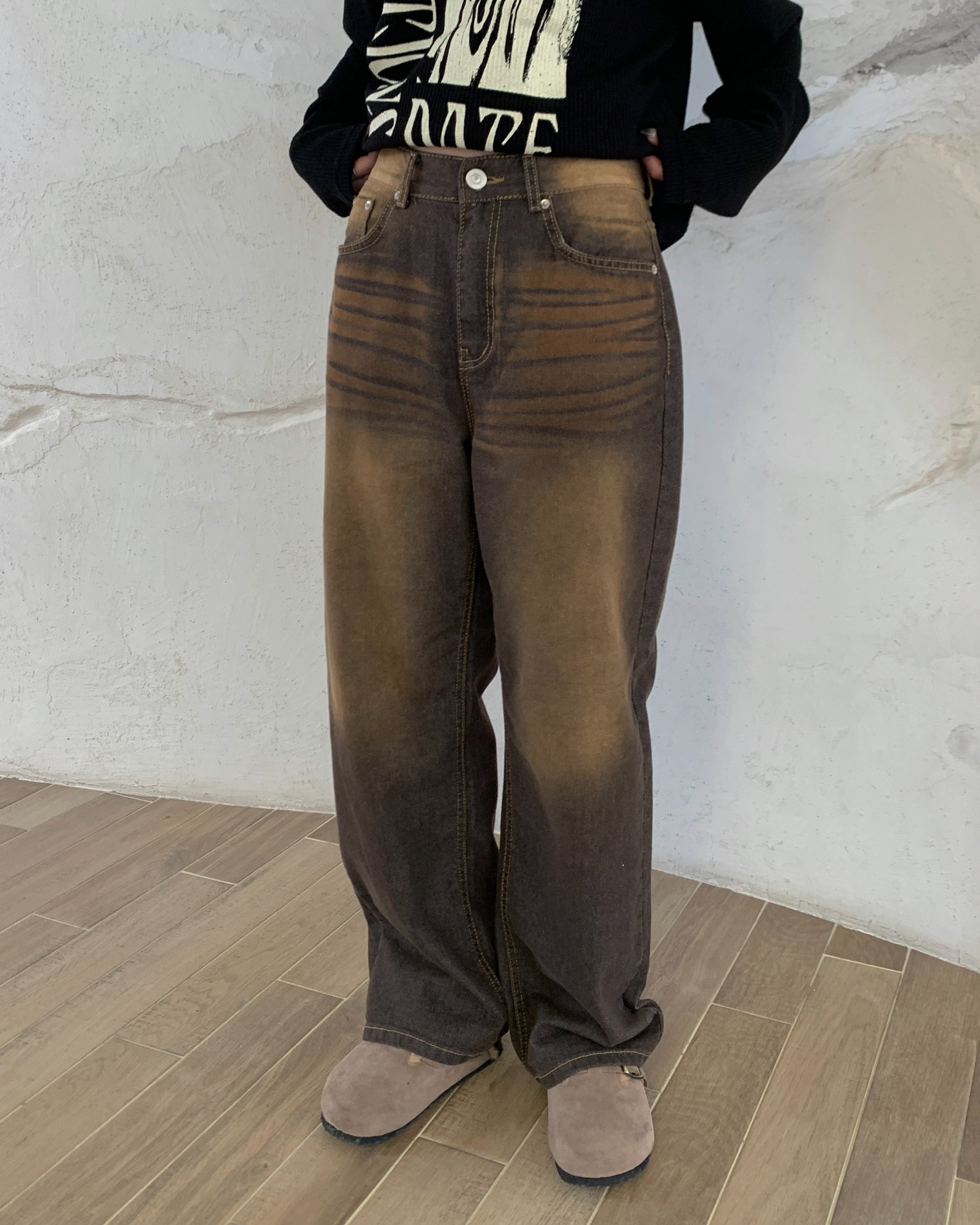 Brown printing pants